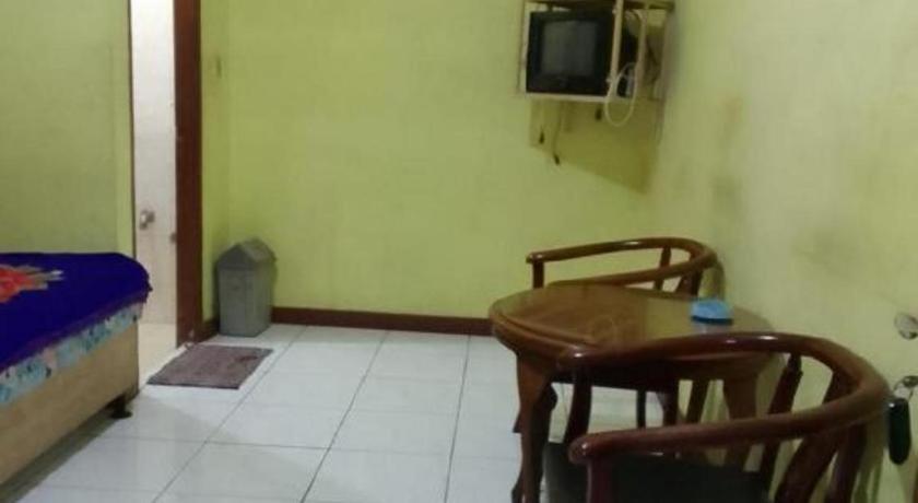 Oyo 93146 Lamin Indah Hotel Puncak Bagian luar foto